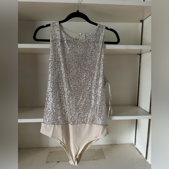 NWT Zara Silver Sequin Bodysuit - Picture 1 of 6